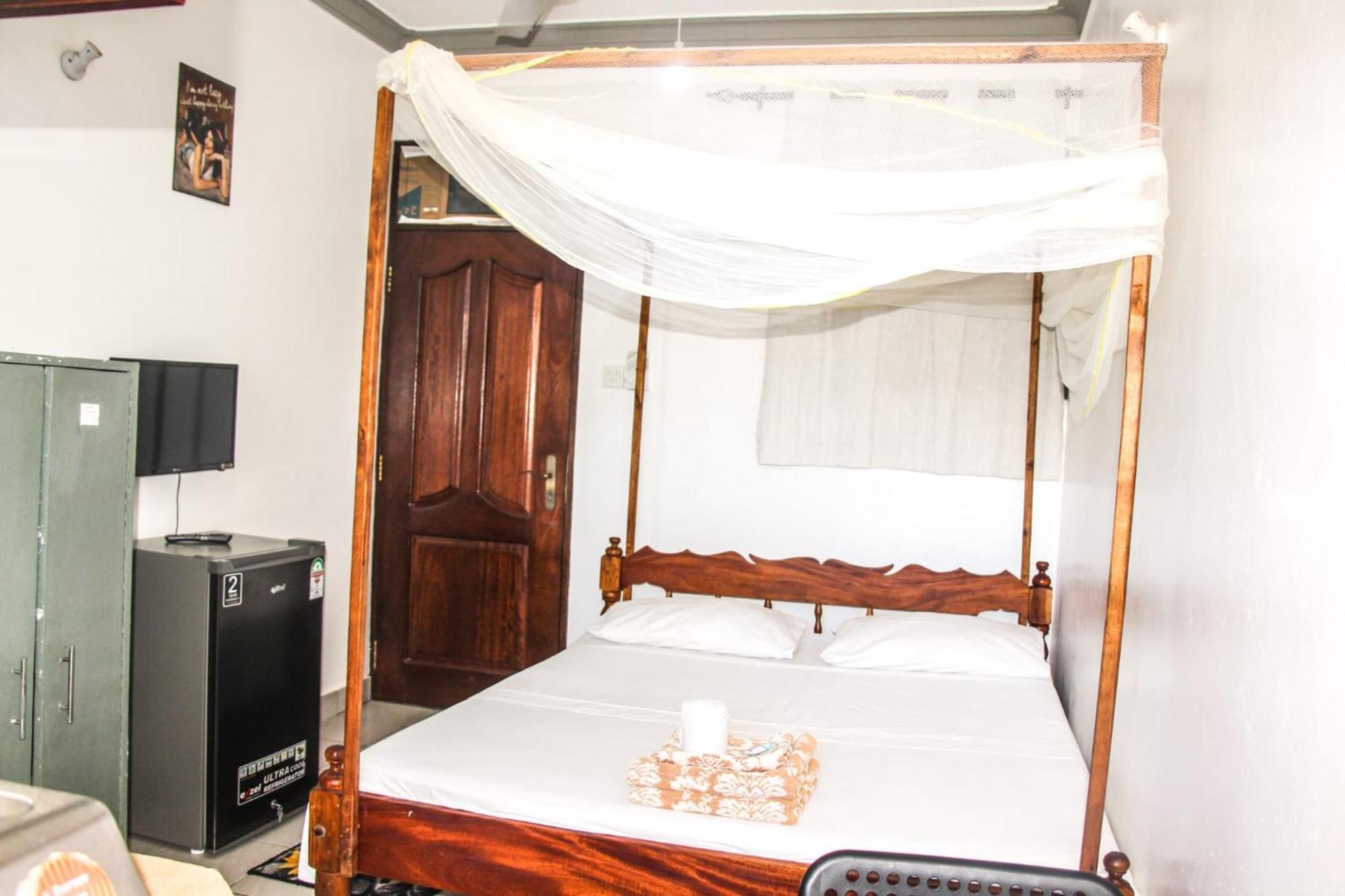 Anna Apartments Mtwapa Exterior foto